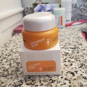 SATURDAY SKIN CARROT & NIACINAMIDE CREME MOISTURIZER